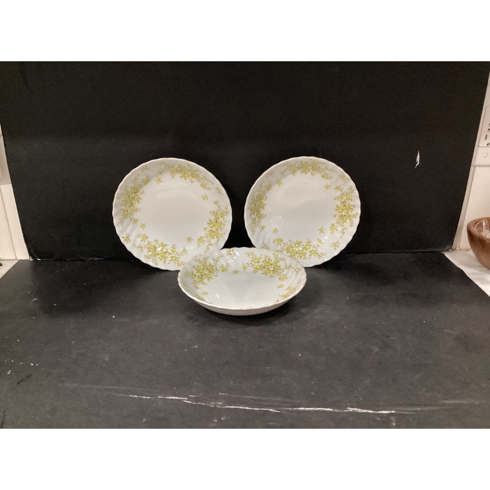 International China Sonnet PLANTATION Serving Bowl 9 1/8"